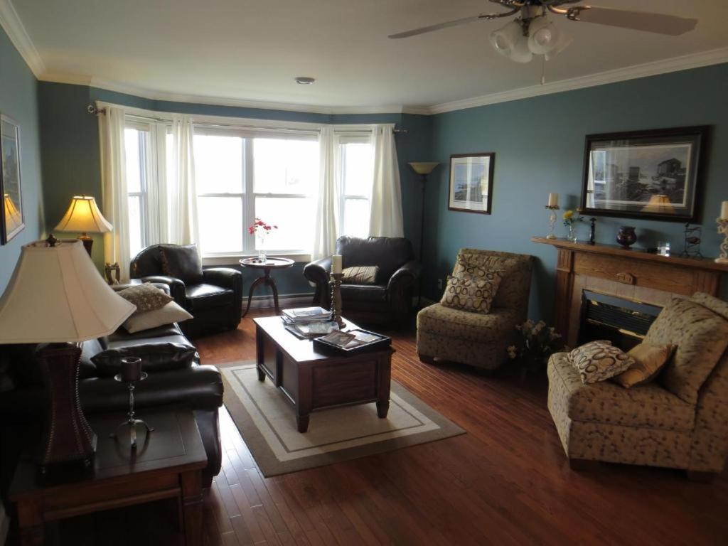Lancaster Inn B&B ボナビスタ エクステリア 写真